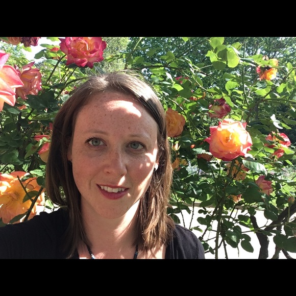 Meet your Posher, Anna - Picture 4 of 5